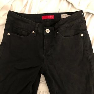 Black Guess jeans